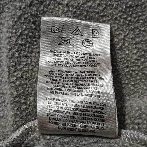 RED (Taylor's Version) Urban Outfitters Crewneck - Picture 16 of 16